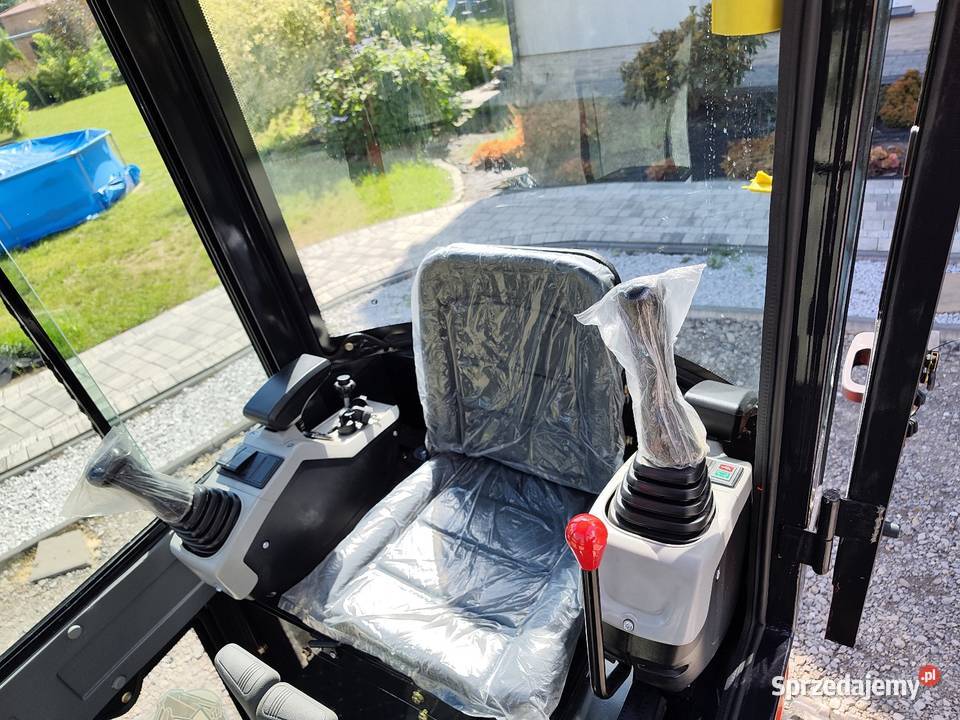 Minikoparka N18 pro 18t Nowa kabina klimatyzacja Słupie