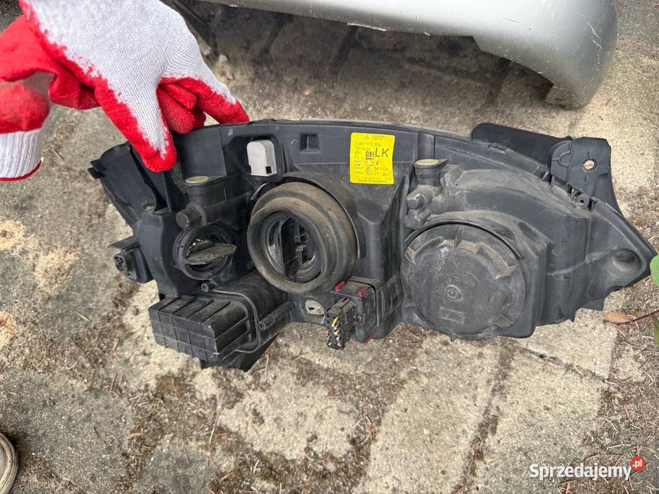 Lampa przód lewa Opel Corsa C Ostrów Wielkopolski