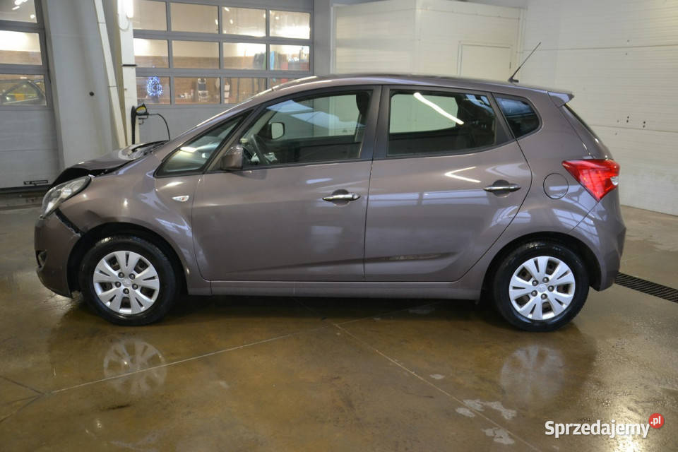 Hyundai ix20 14 benzyna 90 klimatyzacja mały Rok produkcji 2011 Kęty