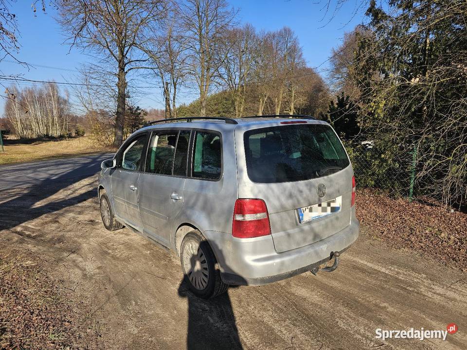 Volkswagen touran 20 benzyna 7osobowy skóra Chotynin