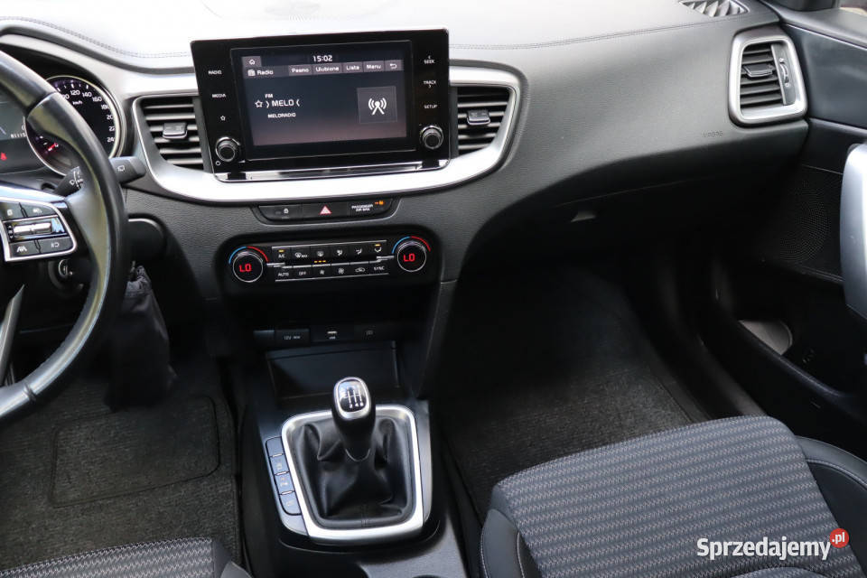 Kia Ceed 15 TGDI czerwony Zabrze sprzedam