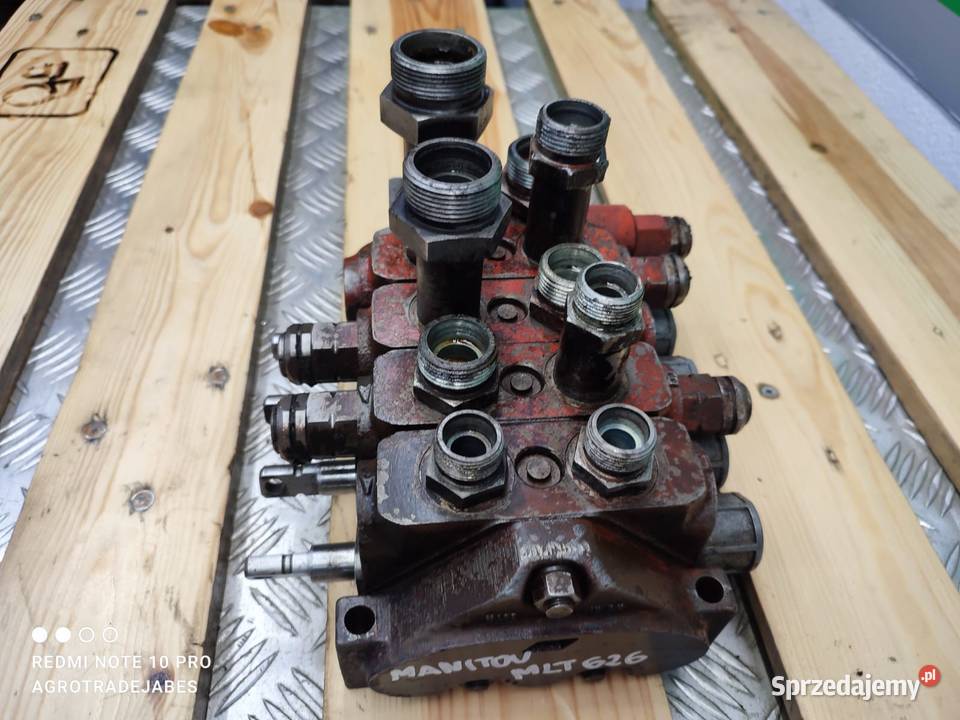 Rozdzielacz hydrauliczny 189723 Manitou MLT 626 sprzedam