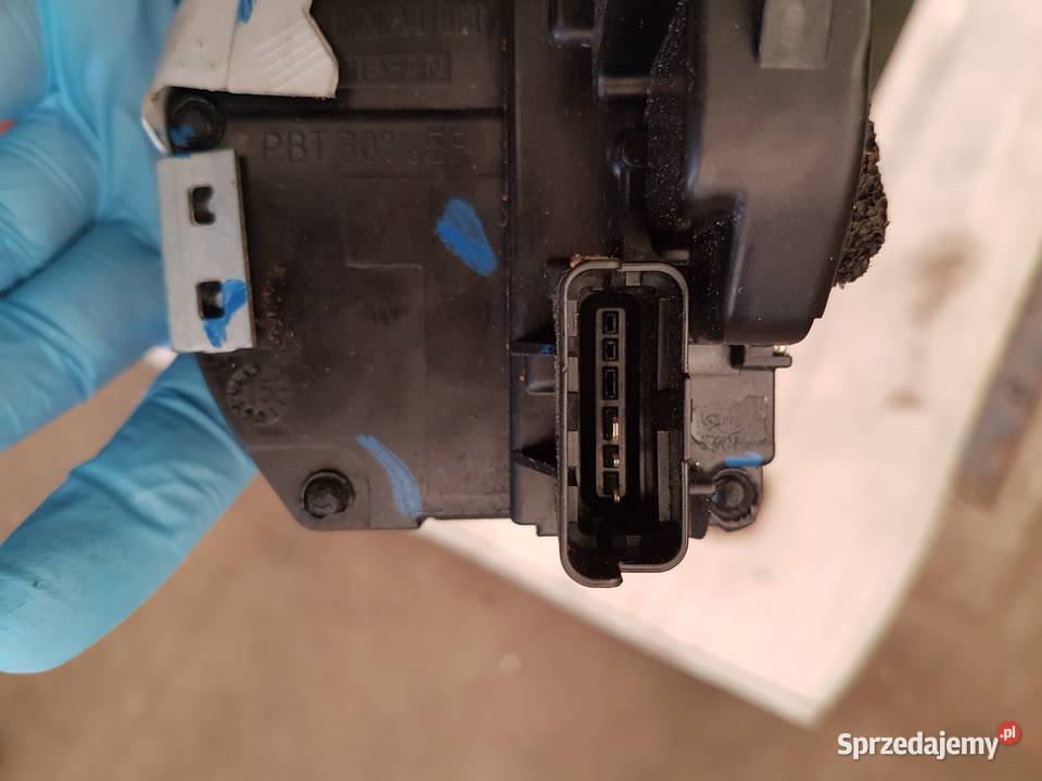 NISSAN QASHQAI J11 ZAMEK PRAWY TYL ZAMEK DRZWI wielkopolskie Turek sprzedam