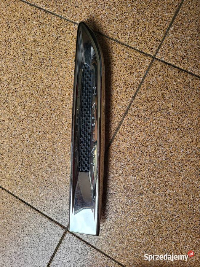 Jaguar XF X250 listwa błotnika wlot powietrza