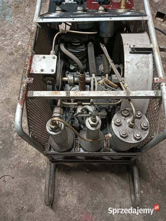 Sprzedam kompresor do pompowania butli pcp i Szczerców sprzedam