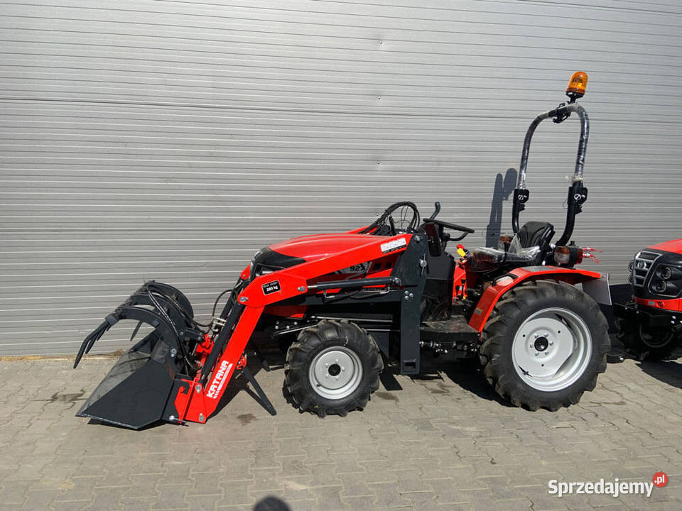 Mini Traktorek z Ładowaczem Czołowym VST Wisznia Mała
