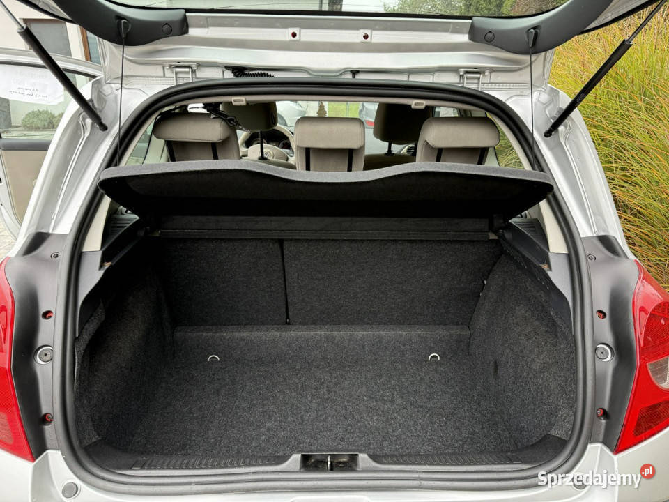 Renault Clio BEZWYPADKOWE Niski oryginalny 1600cm3