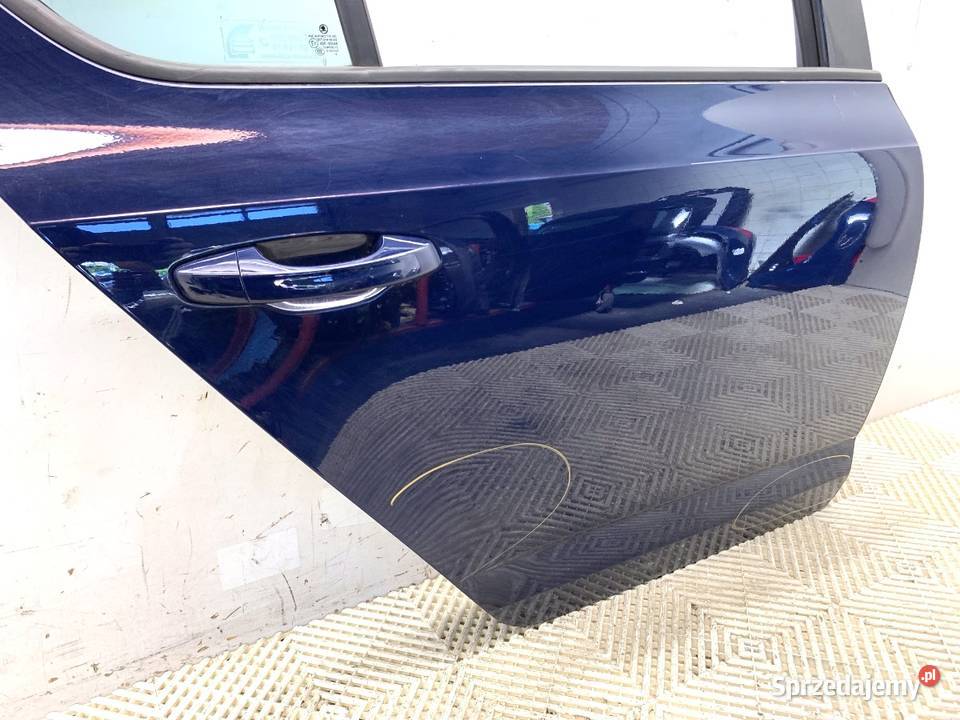 DRZWI PRAWY TYŁ SKODA OCTAVIA III Hatchback sprzedam