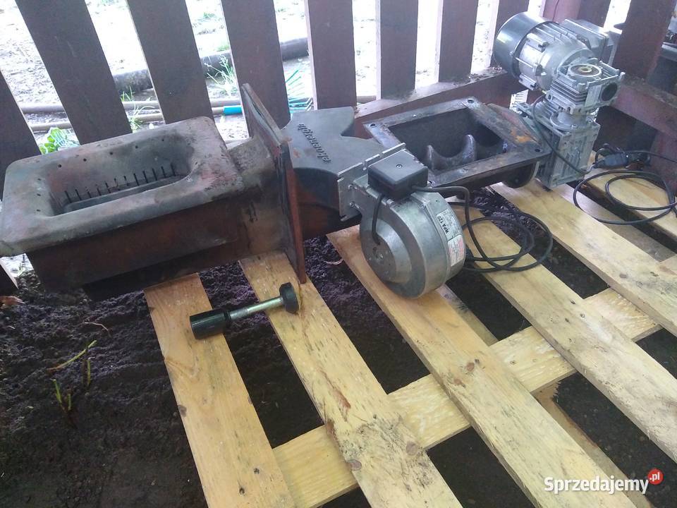 Osprzęt pieca CO węglowego komplet podajnik Akcesoria grzewcze Dłutów