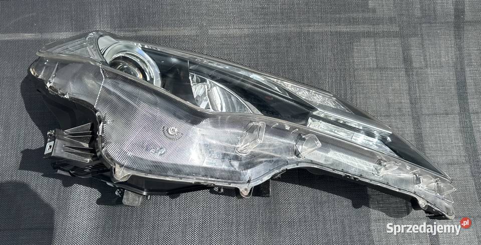 Toyota RAV4 IV Reflektor prawy 8113042542 Lampy przednie Białystok