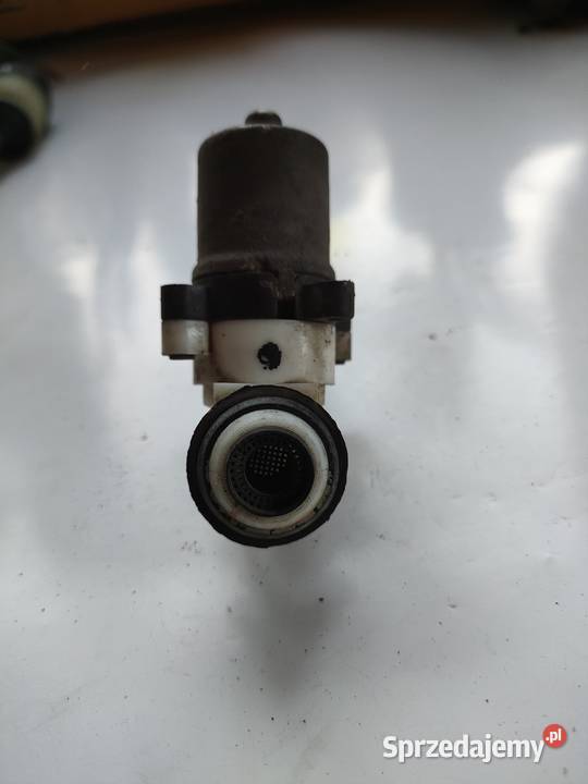 Pompka spryskiwacza fiat uno Łagów