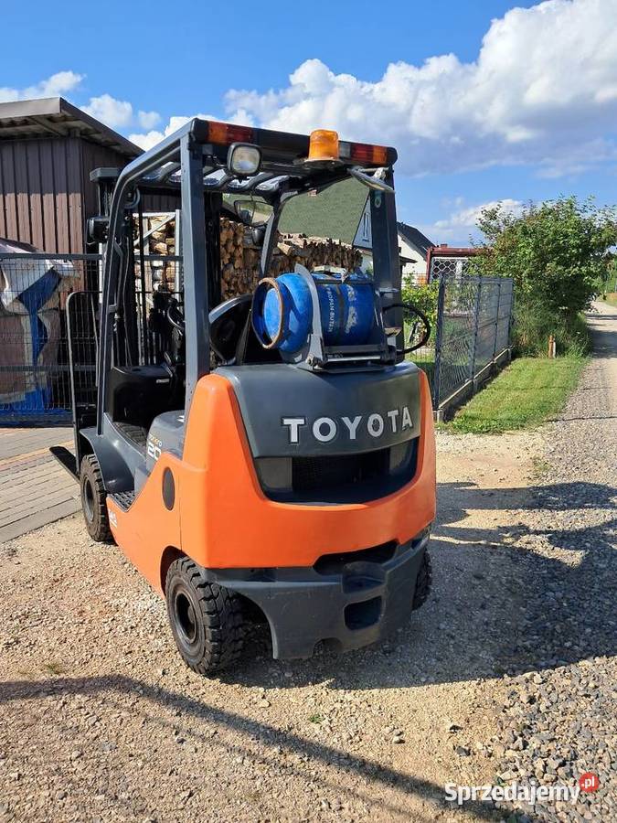 Wózek widłowy gazowy Toyota BFGK 20 2017 Piaseczno sprzedam