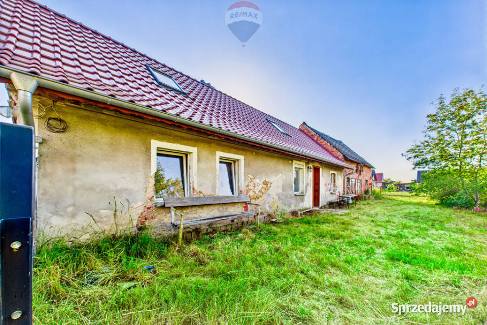 Dom wolnostojący jeziorem Glibiel mieszkalny Łochowice