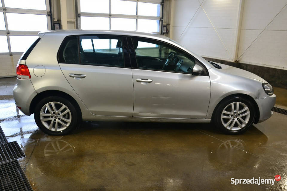 Volkswagen Golf 16 tdi 105 nawigacja parktroniki Golf Kęty