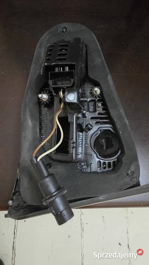Lampa tylna prawa Golf 7 GTE osobowe Poznań
