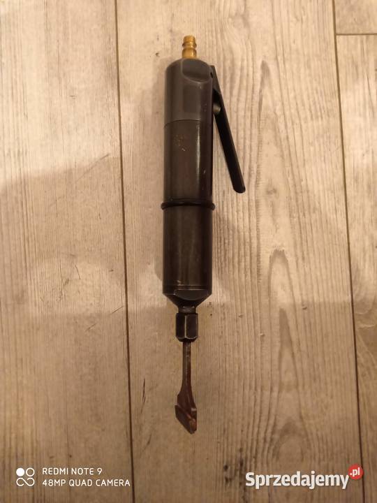 Skrobak pneumatyczny HRV95A Lublin