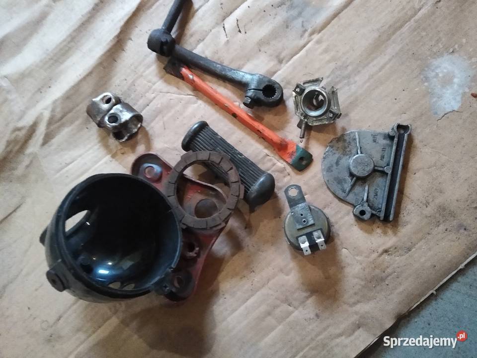 Romet motorynka komar PRL pozostałość Kruszwica