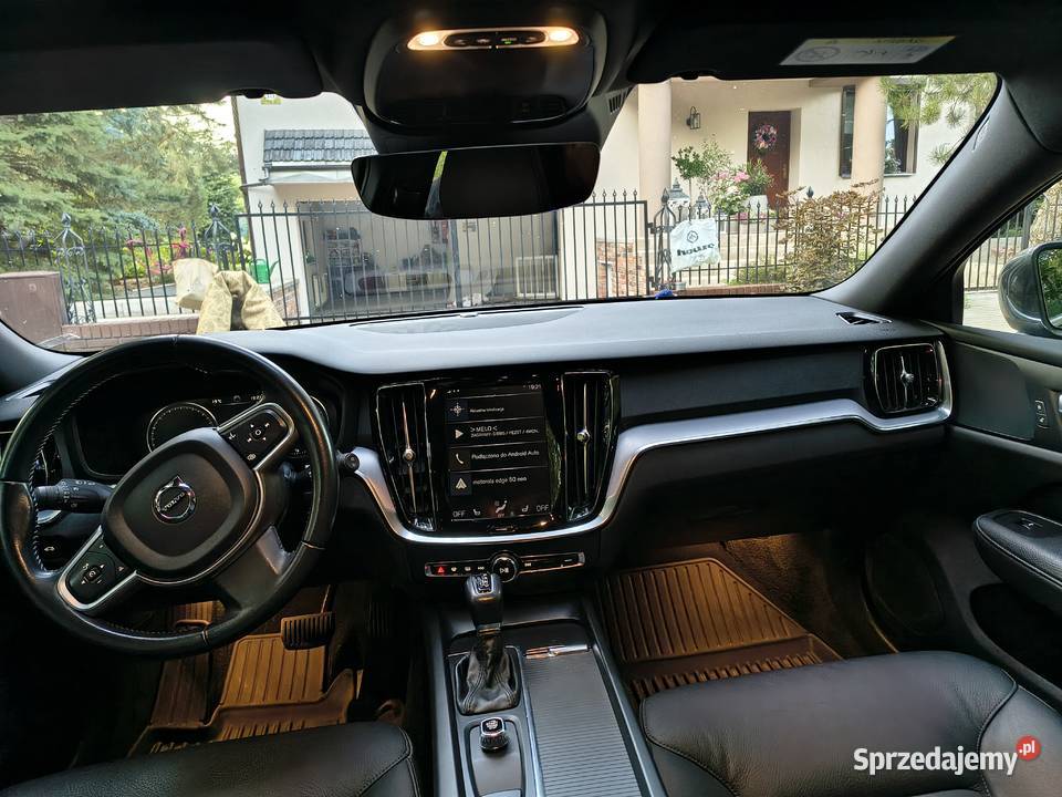 Volvo V60 2019 automat automatyczna