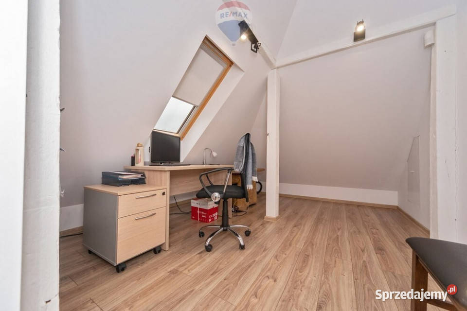 Inwestycja z klasą Na sprzedaż dawna Palestra 340.22m2 Jaworze