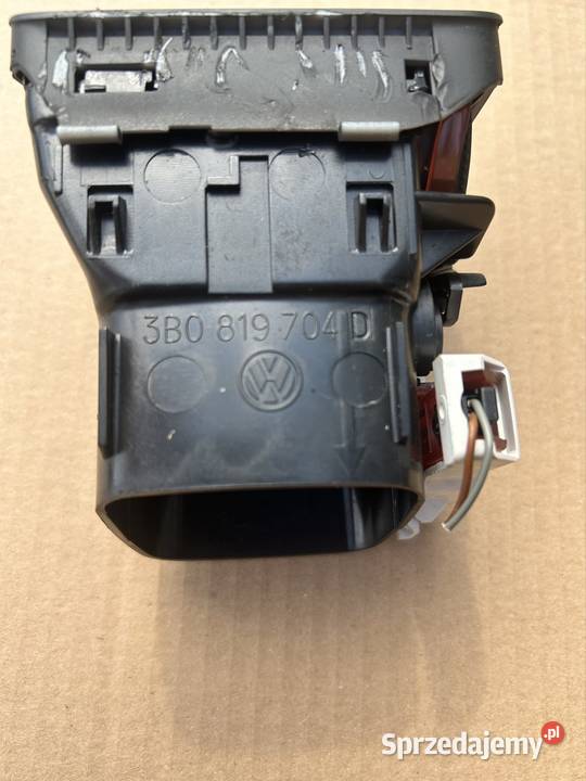Kratka nawiewu prawa Passat b5 b5fl 3b0819704d Chojnice