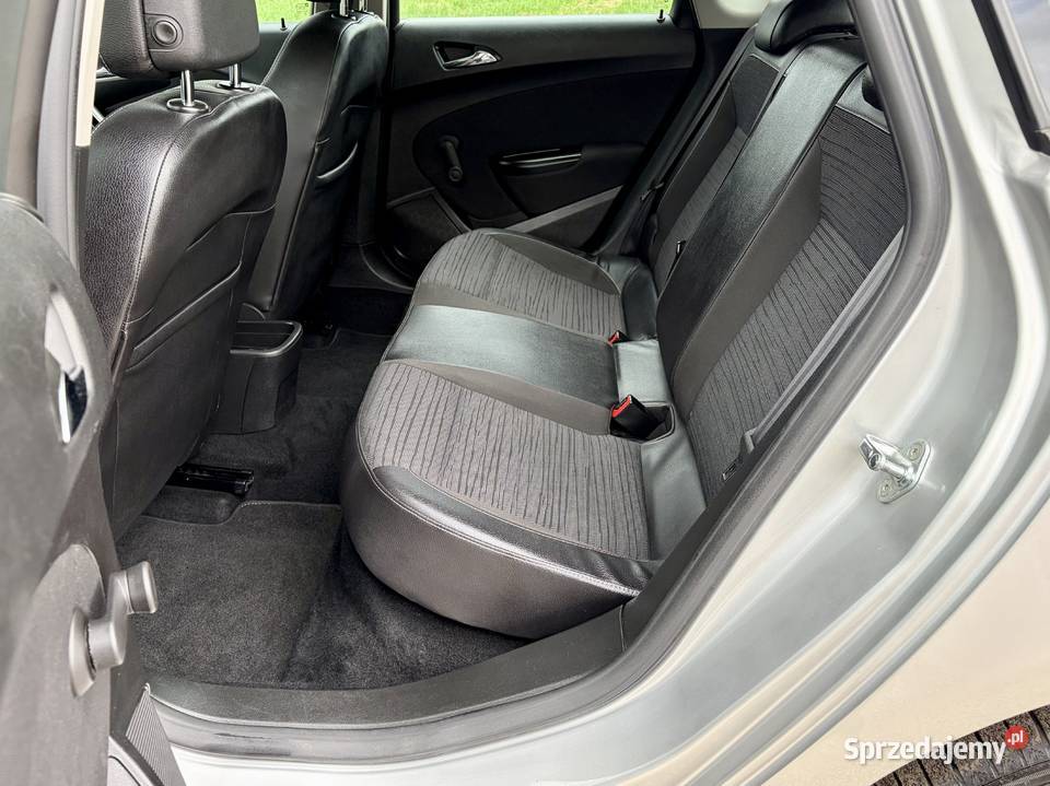 OPEL ASTRA J 2014 16 Benzyna 124 nieuszkodzony Astra Wieliszew