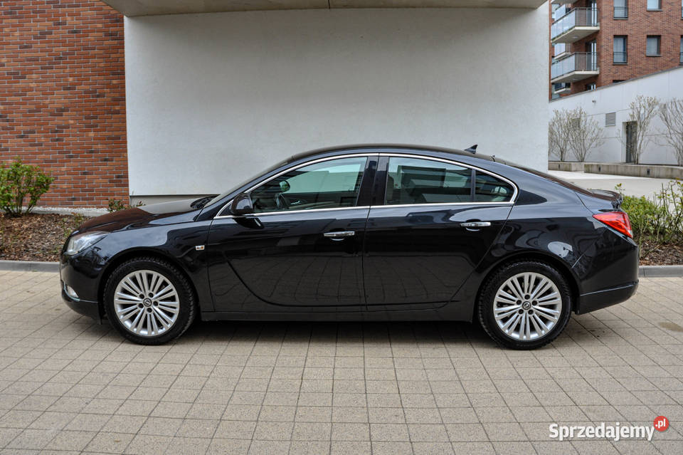 Opel Insignia 20T 250 4x4 Salon 2013 r Insignia