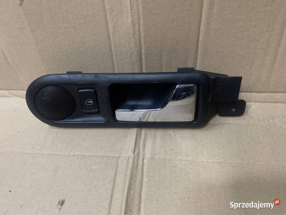 Klamka wewnętrzna prawa tył 3B0839114 vw passat Rok produkcji 2003 Szczecin