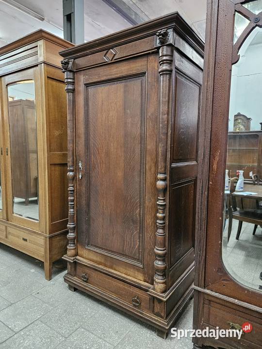 Stara szafa bieliźniarka Francja