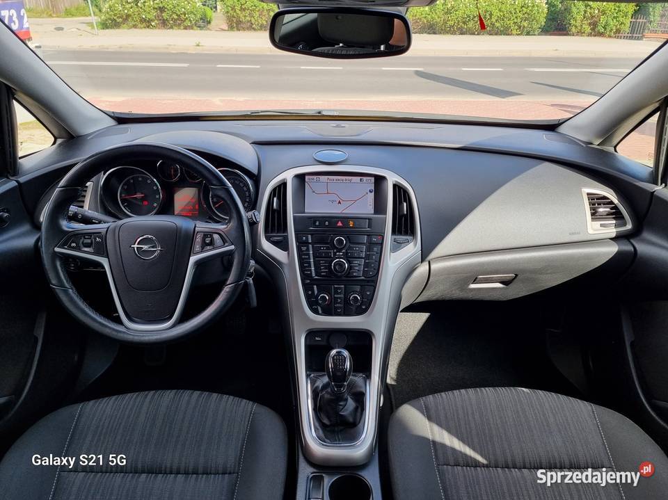 Opel Astra J 16 TURBO 180 nawigacja alufelgi gniazdo AUX Płońsk