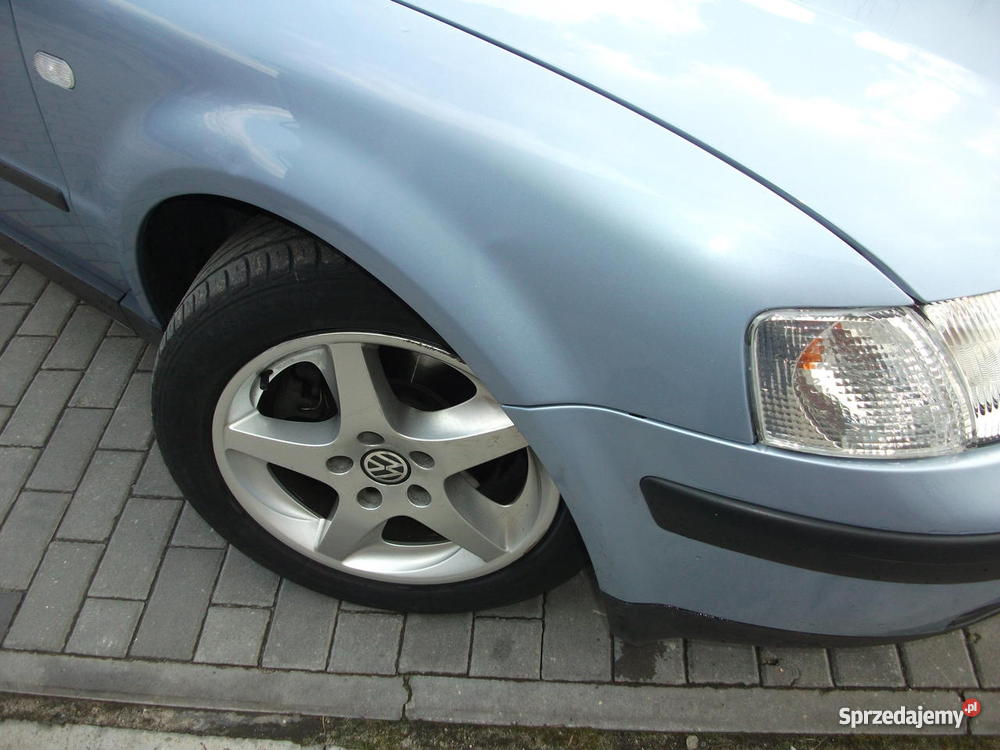 Volkswagen Passat 19 TDI 130 2000r błękitny meta kupiony w Polsce