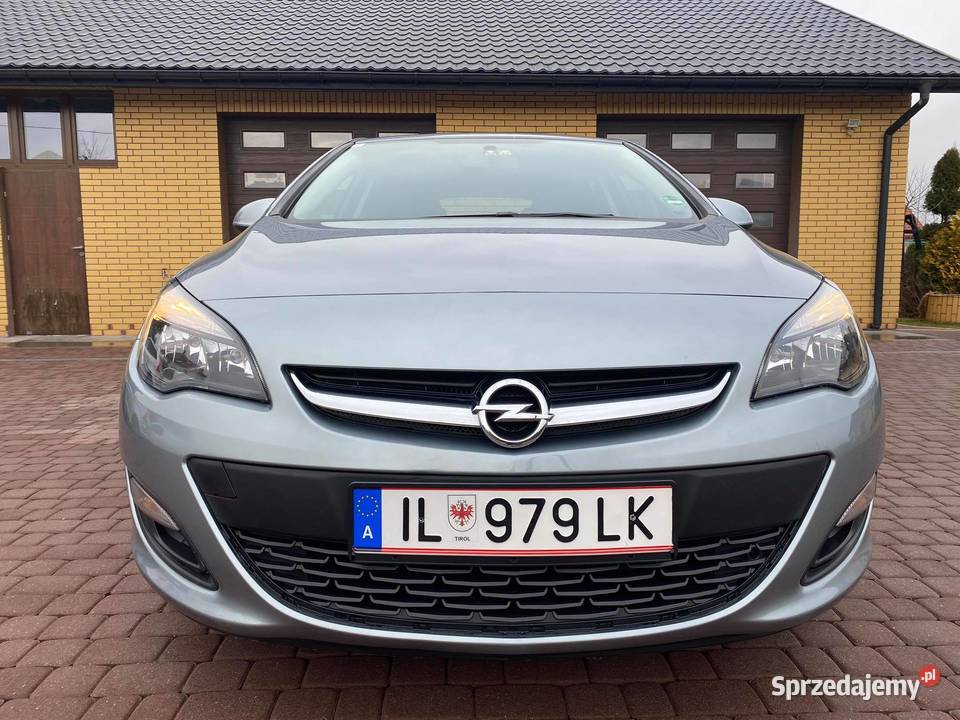 Opel Astra J Lift 14B 16V Sokołów Małopolski sprzedam