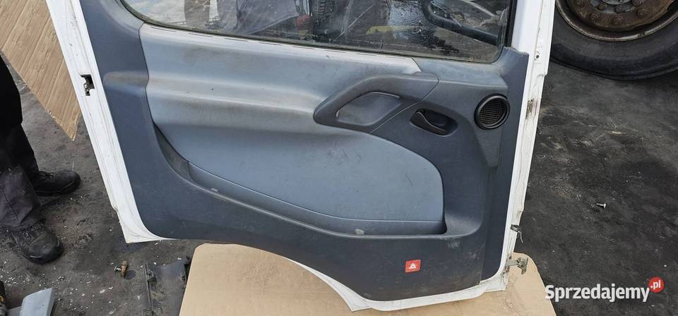 DRZWI LEWE PRZÓD MERCDESBENZ AXOR 2528L Motoryzacja kujawsko-pomorskie Lipno