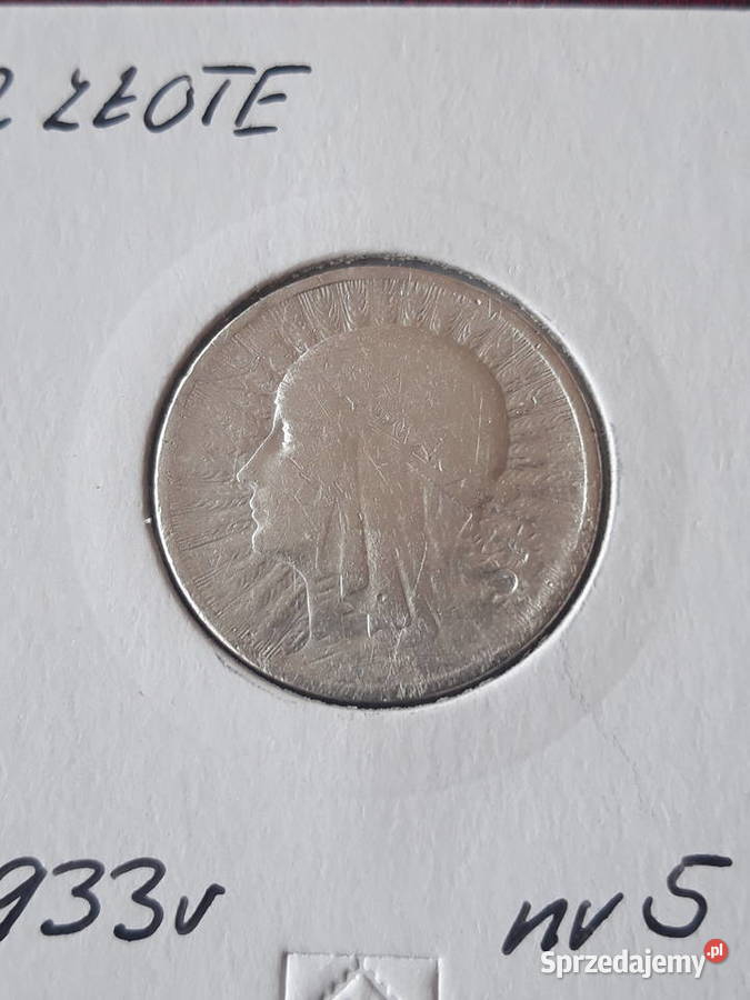 2 Głowa kobiety 1933 r 5 Konin