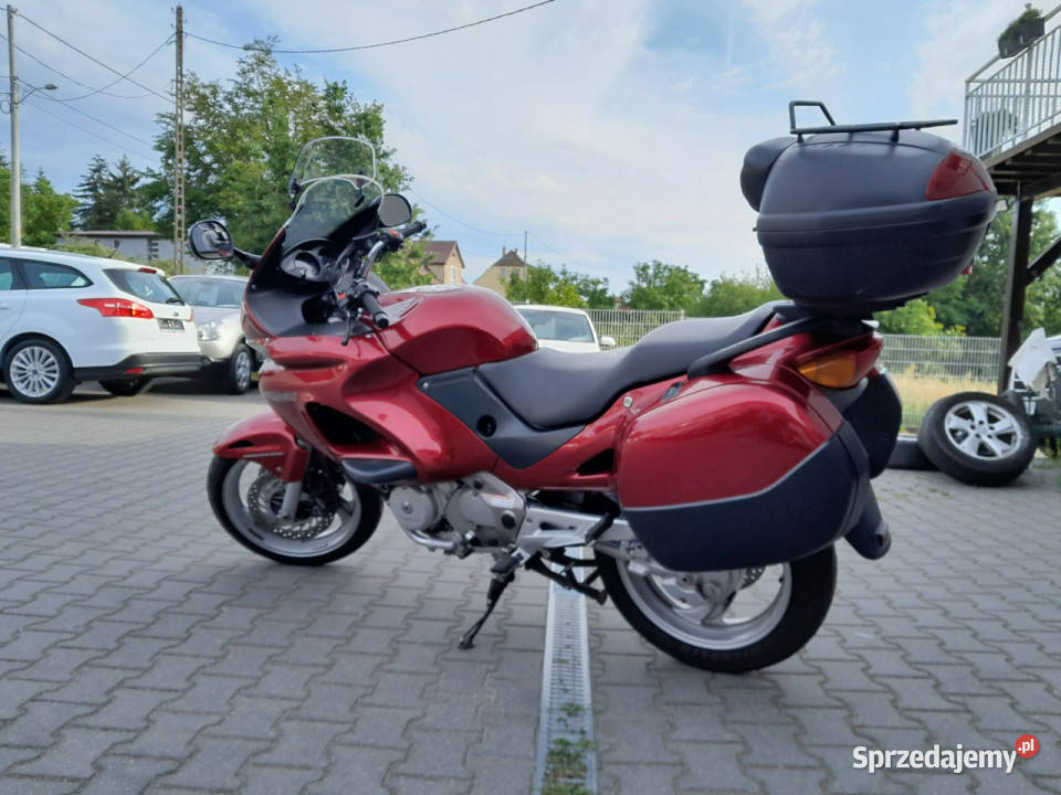 Honda NTV NTV 650 DEAUVILLE stan bezwypadkowy Gryfino