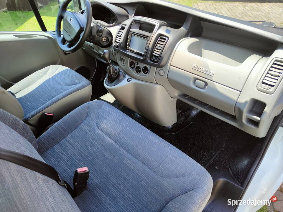 Renault Trafic Diesel Super Stan drzwi odsuwane Zwoleń