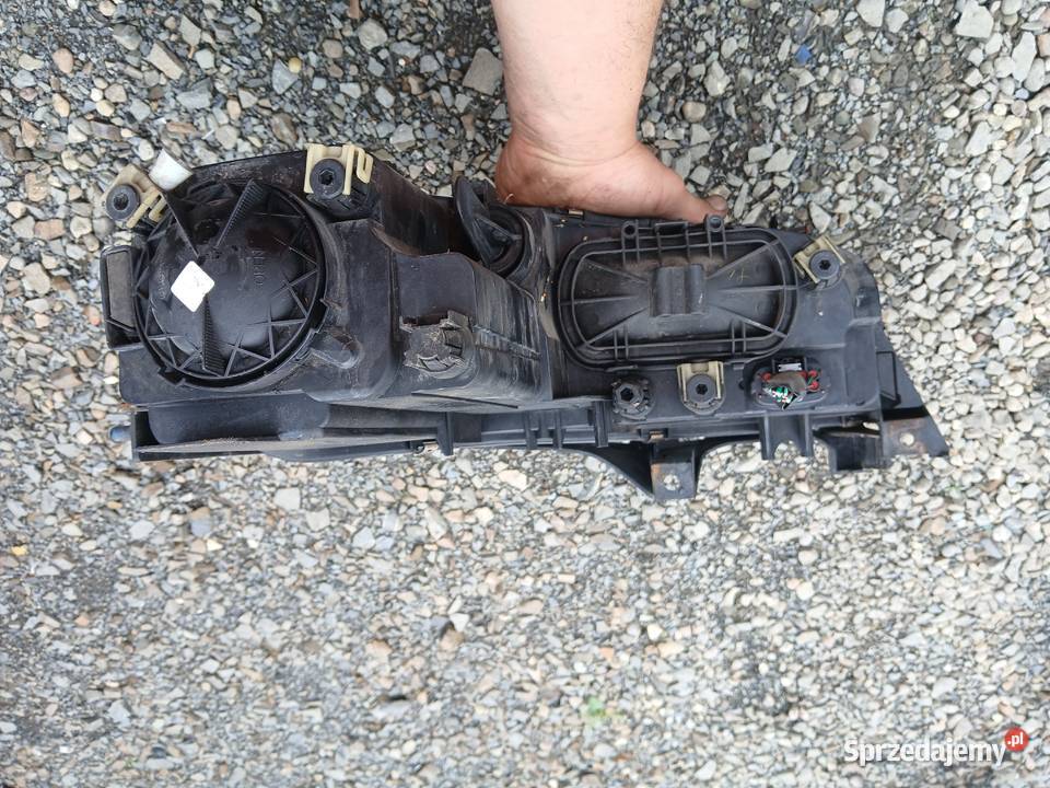 Lampa lewa przednia Mazda 6 I GGGY F014003902