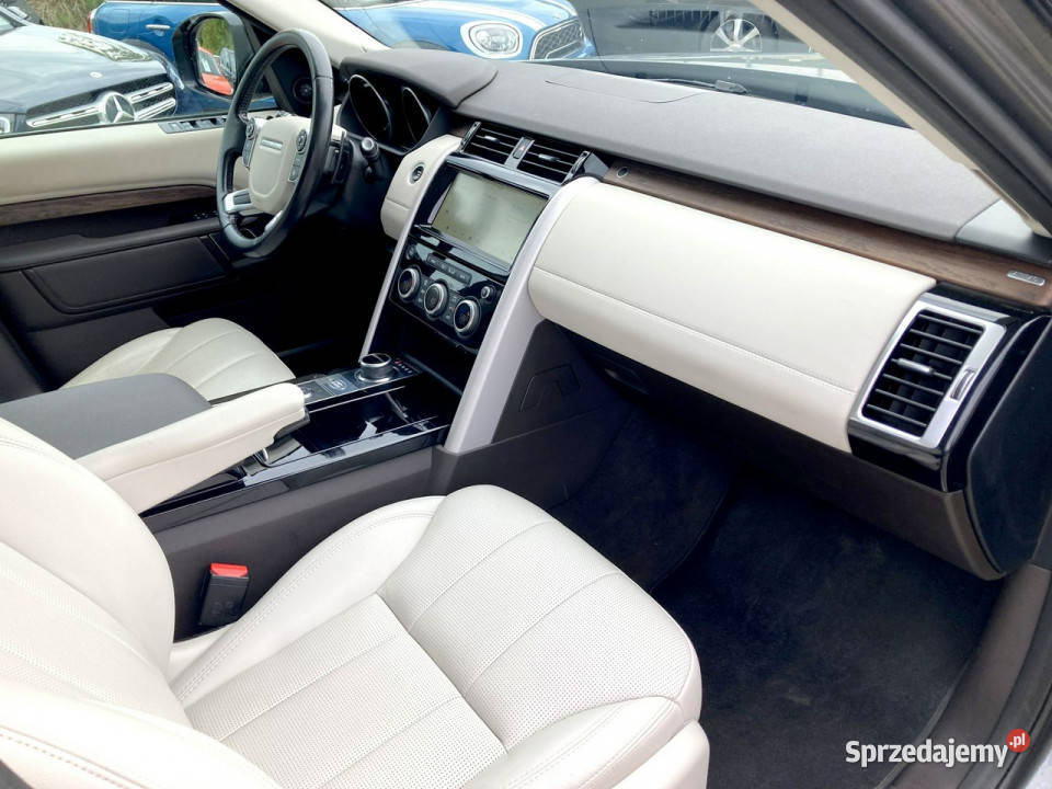 Land Rover Discovery Salon Polska Fv 23 V 2017 światła LED mazowieckie Konstancin-Jeziorna