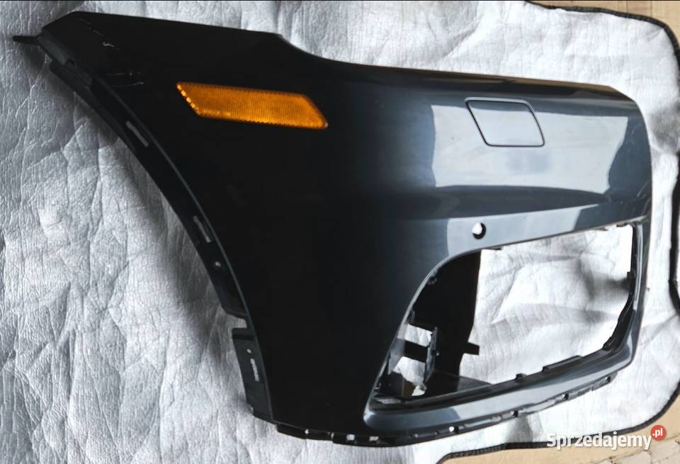Narożnik zderzaka AUDI Q5 FY 80A LX7L Kalisz