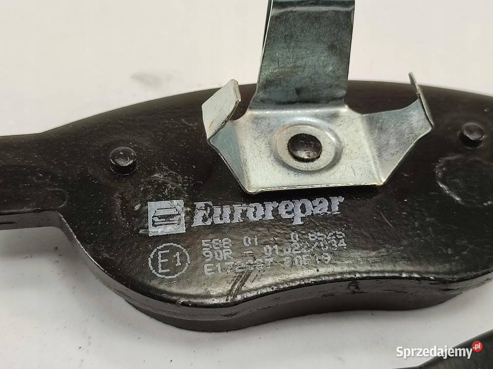 KLOCKI HAMULCOWE PRZÓD FIAT BRAVO BRAVA 1995