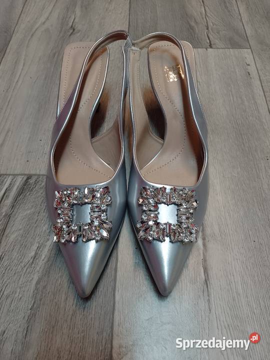 42 Srebrne bogato zdobione czółenka wieczorowe z małopolskie Kraków