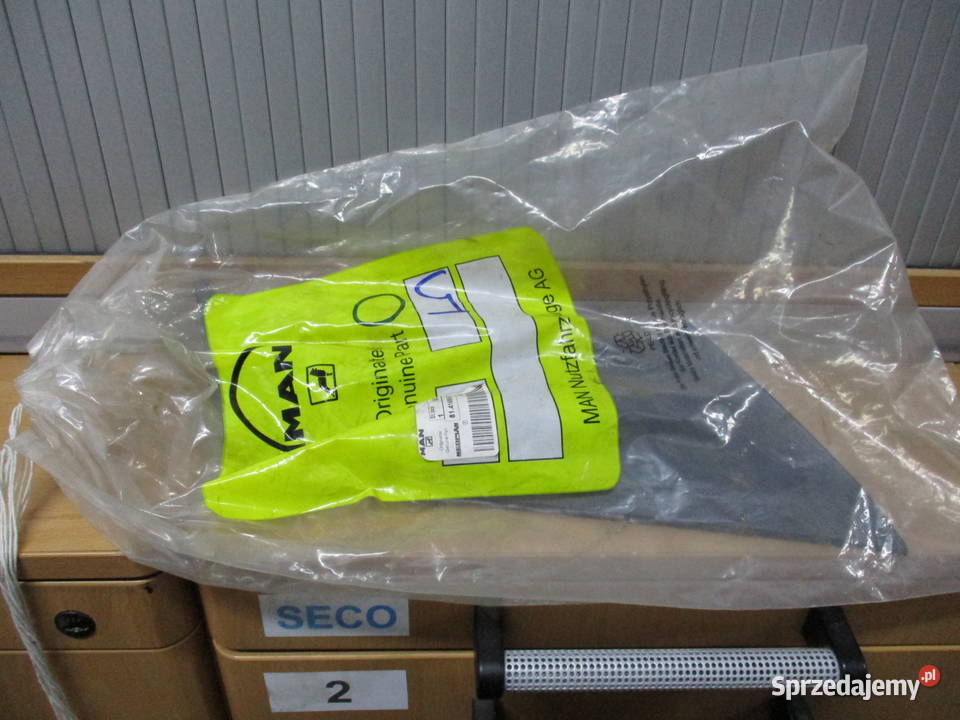 Maskownica zderzaka przód lewa Man 81416850135 Mogilno