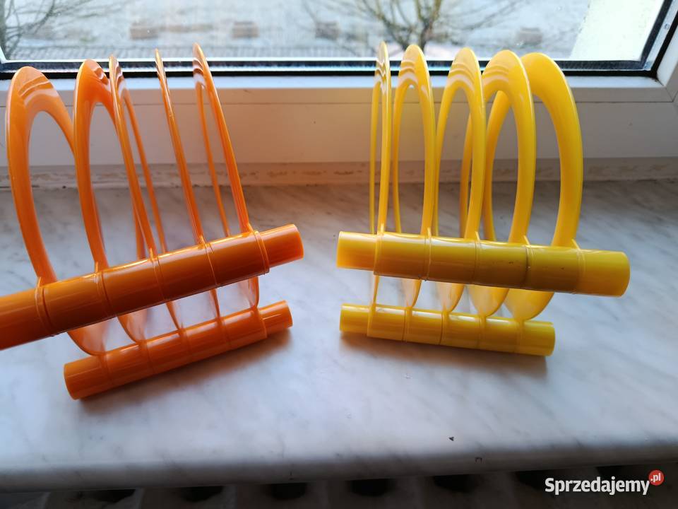 Dwa stojaki na płyty winylowe z PRL Veritas Choszczno