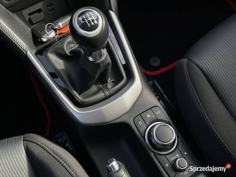 Mazda CX3 20 benz SKYACTIV 120 2017 117000 światła LED sprzedam