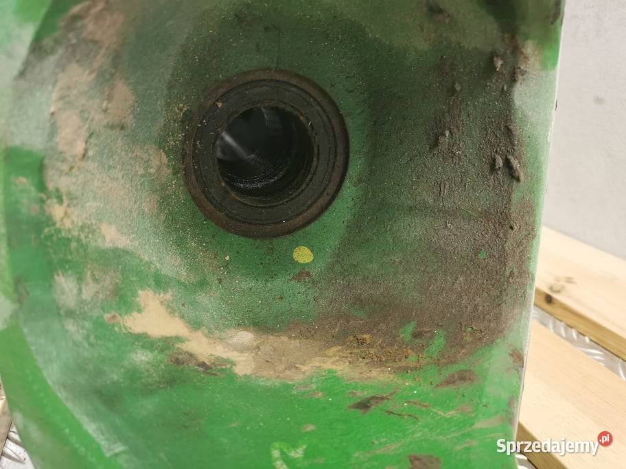 Obudowa osi przedniej John Deere R Typ 750310 Wilkowo