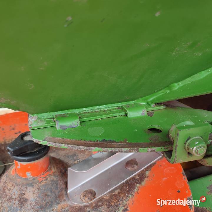 Rozsiewacz AMAZONE ZAU 1001 podlaskie