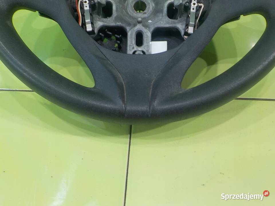 RENAULT CLIO IV 09 TCE 13r HB 5D kierownica osobowe