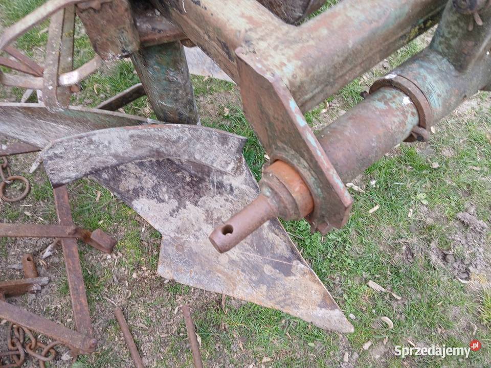 Pługi 2 skibowe nieuszkodzony Białopole