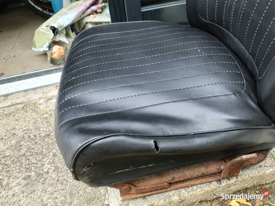 Fotel siedzenie Fiat 126p 126 p Maluch czarny małopolskie Niepołomice sprzedam