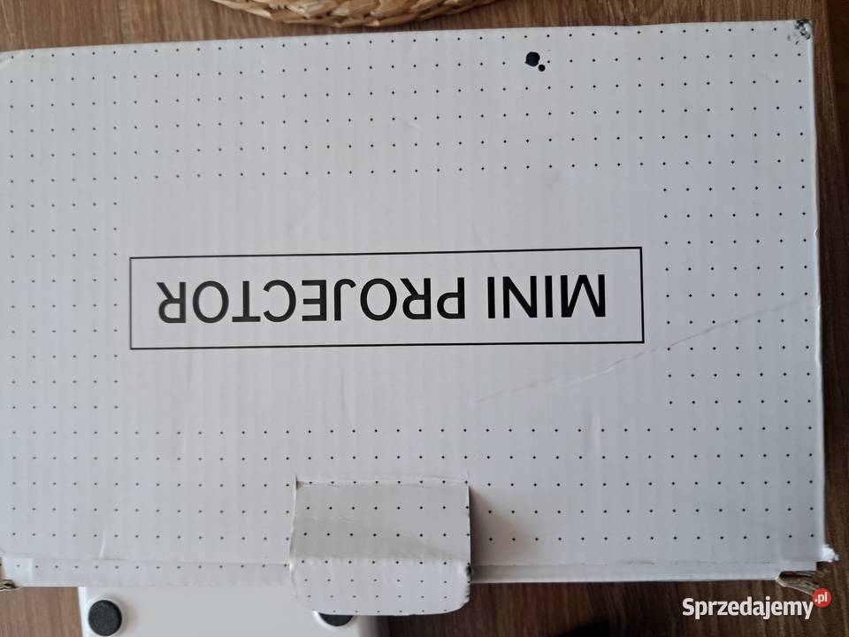nowy mini projektor ale sprzedaję jako Sandomierz
