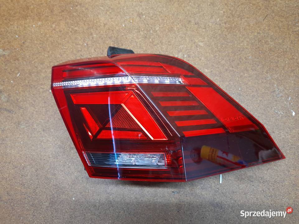 VW TIGUAN II 2 IQ LIGHT LIFT LED LAMPA PRAWA Goleniów sprzedam